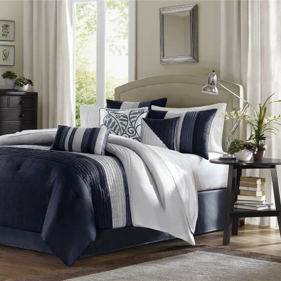 New ๐ Madison Park Amador Navy Comforter Set โค๏ธ 3 New ๐ Madison Park Amador Navy Comforter Set โค๏ธ