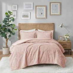 Wholesale ⭐ Madison Park Nova Embroidered Medallion Faux Fur Plush Comforter Set Blush 😉