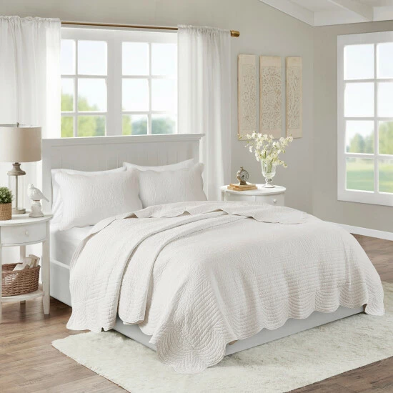 Wholesale โจ Madison Park Marino White Reversible Scalloped Edge Coverlet Set ๐ 5 Wholesale โจ Madison Park Marino White Reversible Scalloped Edge Coverlet Set ๐ - Image 3