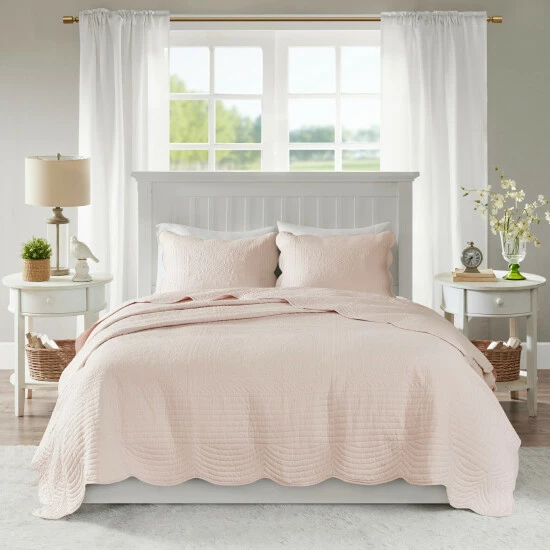 Hot Sale 💯 Madison Park Marino Reversible Scalloped Edge Coverlet Set Seafoam 🌟 7 Hot Sale 💯 Madison Park Marino Reversible Scalloped Edge Coverlet Set Seafoam 🌟 - Image 5