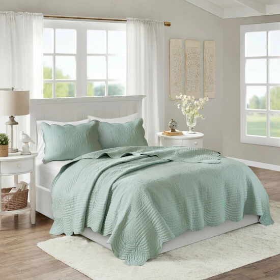 Hot Sale 💯 Madison Park Marino Reversible Scalloped Edge Coverlet Set Seafoam 🌟 9 Hot Sale 💯 Madison Park Marino Reversible Scalloped Edge Coverlet Set Seafoam 🌟 - Image 7