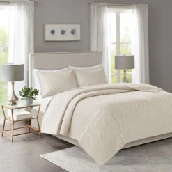 Discount ๐ Madison Park Remy Cream Quilted Coverlet Set โจ