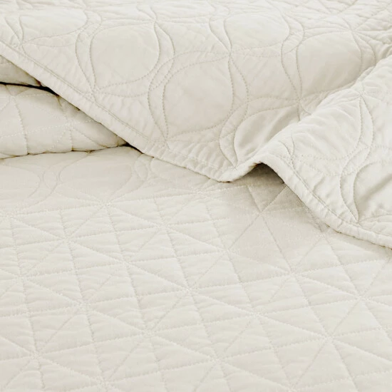Discount 😀 Madison Park Remy Cream Quilted Coverlet Set ✨ 7 Discount 😀 Madison Park Remy Cream Quilted Coverlet Set ✨ - Image 5
