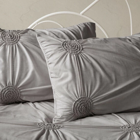 New 👍 Madison Park Lorilyn Dark Gray 6-piece Day Bed Cover Set With Elastic Embroidery 🔔 5 New 👍 Madison Park Lorilyn Dark Gray 6-piece Day Bed Cover Set With Elastic Embroidery 🔔 - Image 3